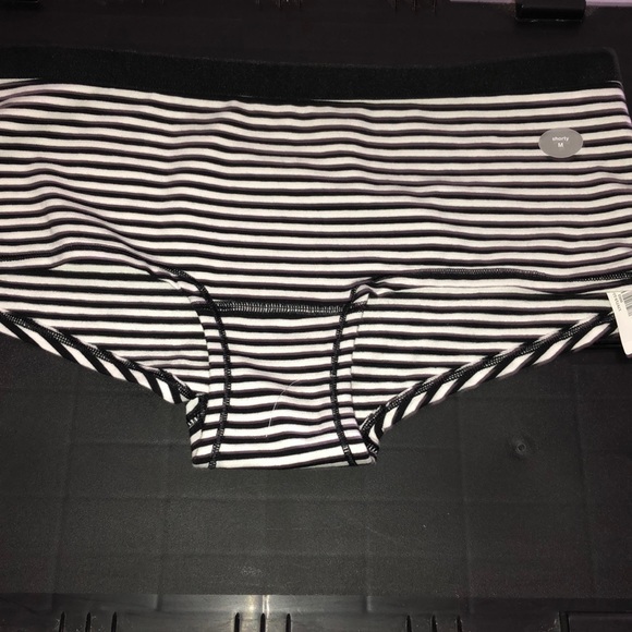 New Intimate Bundle - Picture 3 of 6